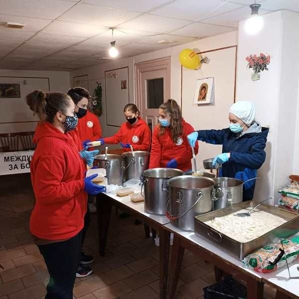 Благотворителен обяд организираха във Велико Търново за Международния ден за борба с глада