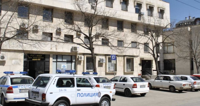 Крадец рани полицай при арест във Велико Търново