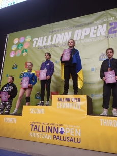 12-годишната горнооряховчанка Деница Петрова спечели сребро от силен турнир по борба в Талин