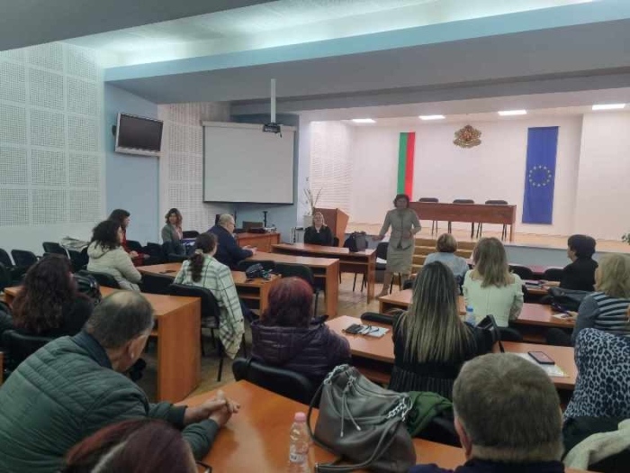 В Свищов се проведе среща с екипа на Регионален център на социалните предприятия - Габрово