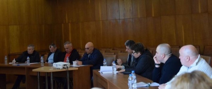 Партии и коалиции постигнаха съгласие за 205 места в секционните комисии в община Елена