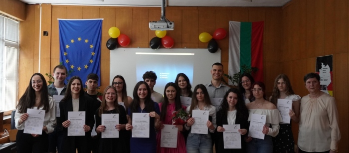 14 ученици от Езиковата гимназия взеха немска езикова диплома
