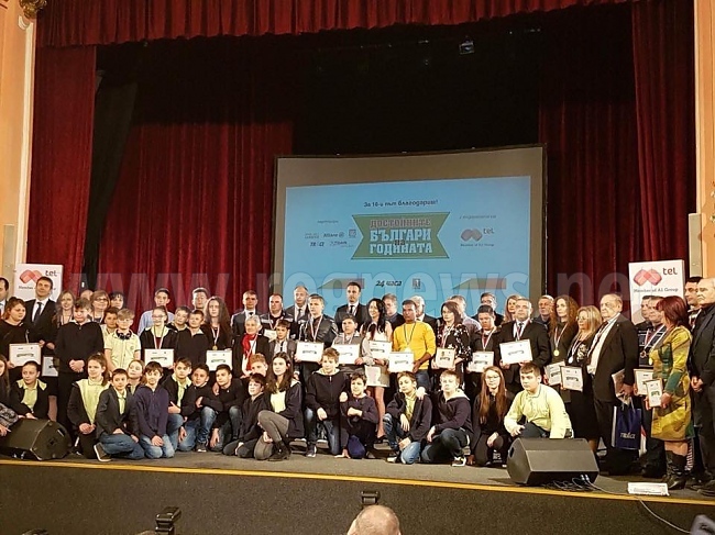 Лекари, полицай и спасители са сред „Достойните българи“ на 2018 г. 