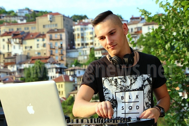 Търновец е сред най-добрите млади DJ в страната 