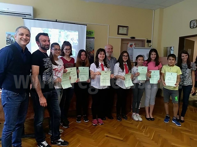 В СУ „Вела Благоева“ възродиха традиция, прекъсната преди десетилетие