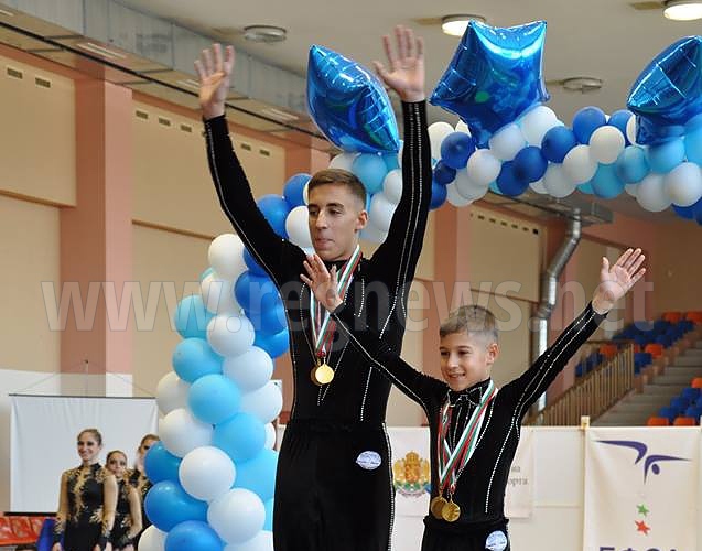 Акробатите на „Джим денс” Мартин и Данаил Николови са шампиони на България