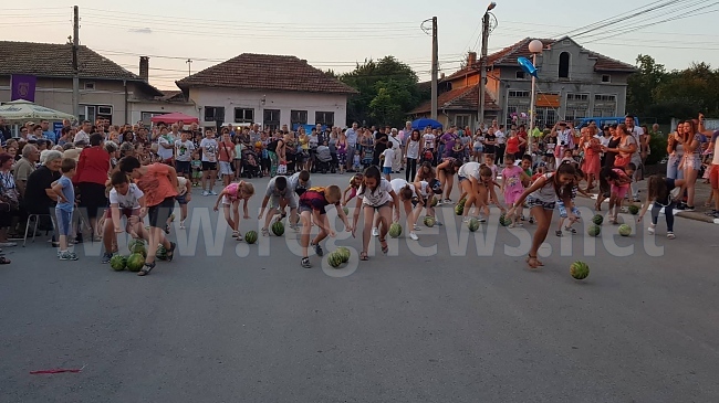 1,5 тона дини хапнаха в Никюп