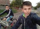 Две десетгодишни момчета намериха и върнаха портфейл с пари и документи