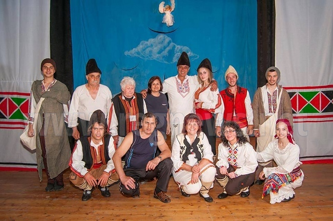 Козаревските театрали се представиха успешно на престижен форум в Самоков