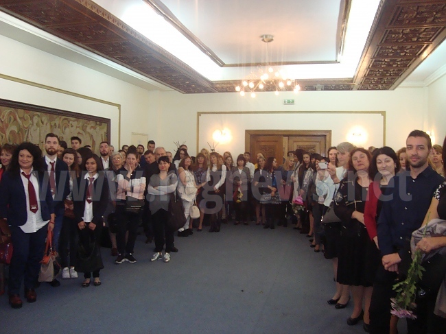 94 млади преподаватели празнуваха Деня на народните будители за пръв път като учители