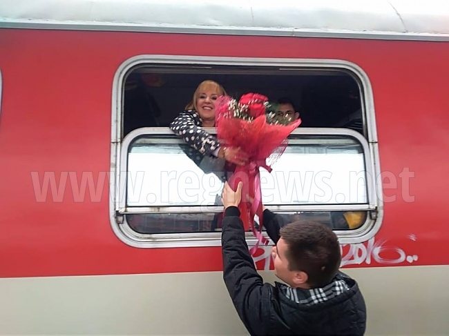 Пътуващата приемна на Мая Манолова мина през Горна Оряховица