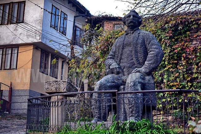 Отварят родната къща на Славейков за безплатни посещения 