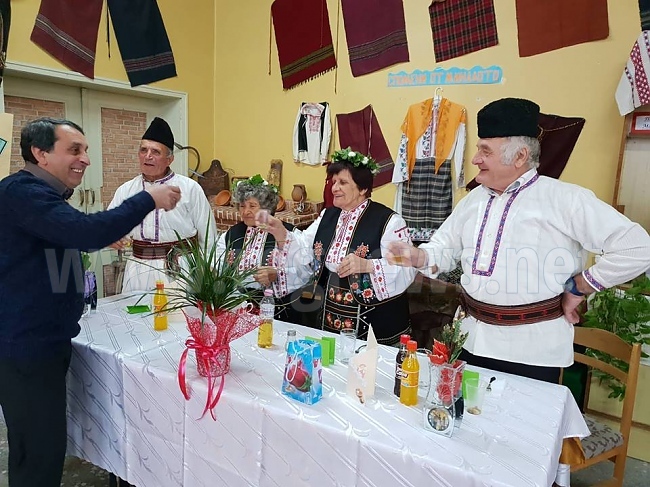 Златни сватби вдигнаха във Върбица