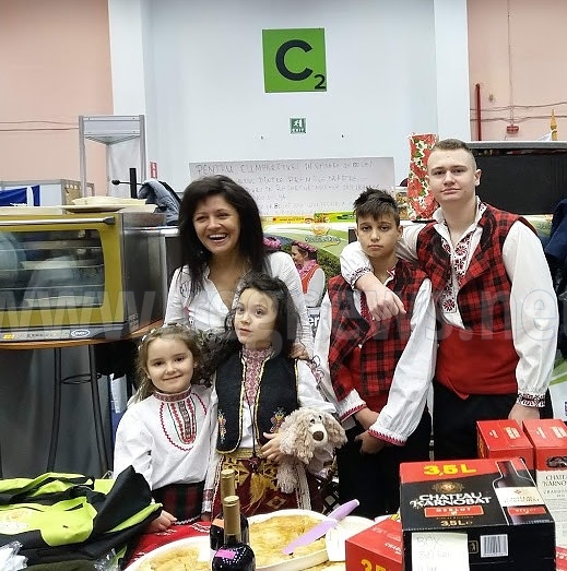 Предприемачи и организации от Елена участваха в Коледен базар в Букурещ