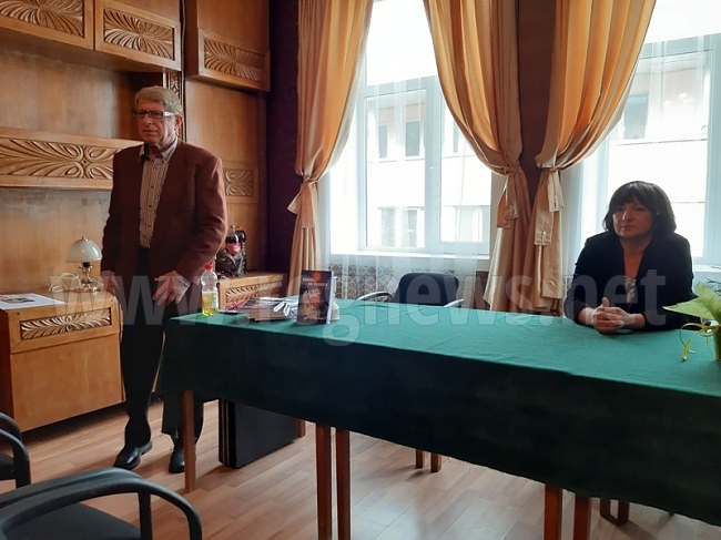  Книгата „Заливът на свинете” – новото старо откровение на Борислав Костов с илюстрации на Виолета Белчева 