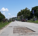 Агенция „Пътна инфраструктура“ започна изкърпване на пътя Свищов – Ореш 