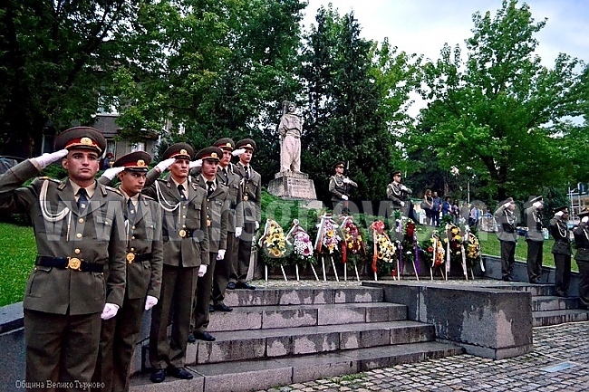Велико Търново почита рождението на Апостола (програма)