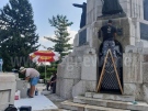 Започна основно почистване на паметника „Майка България“