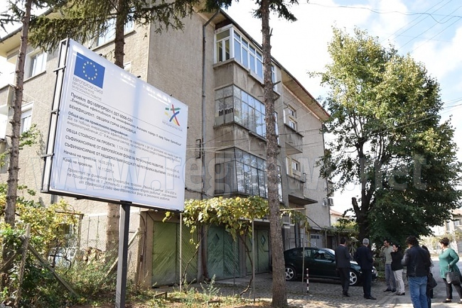 Започна санирането на 3 блока в Горна Оряховица 