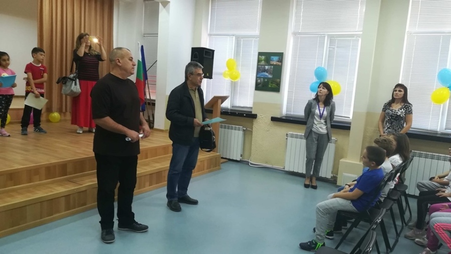 Лекари благодариха на най-малките в СУ „Георги Измирлиев“