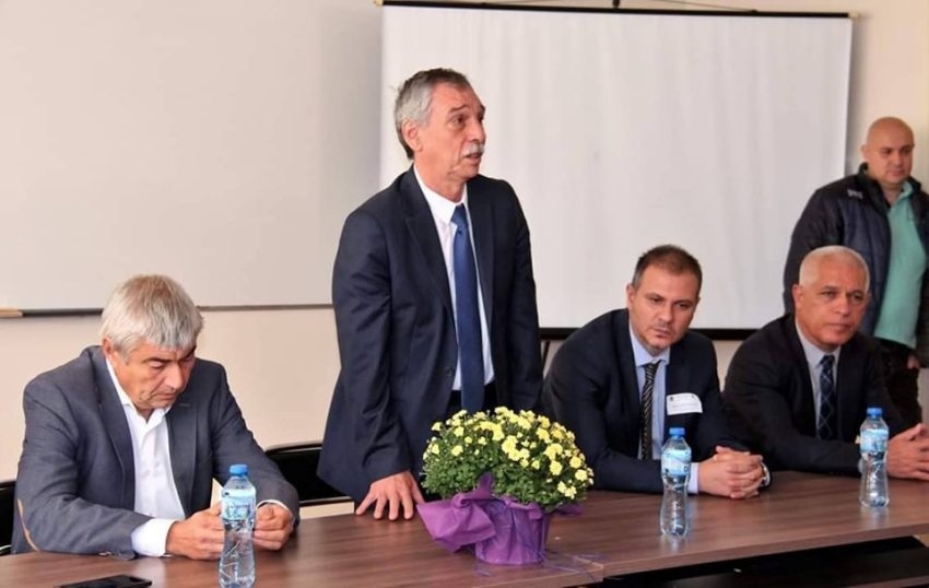 На научен форум във ВТУ разискват развитието на българската и европейска икономика