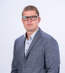Веско Ирибаджаков, кандидат за общински съветник от „Демократична България”: Колкото и добре да си се устроил лично, не даваш ли своята лепта за обществото - не си успял