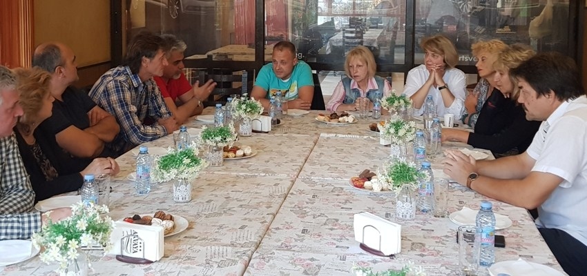ВМРО пита учителите за проблемите в образователната сфера