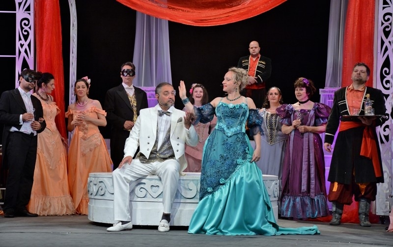 Четири премиери и 14 спектакъла е представил великотърновският театър през юни и юли