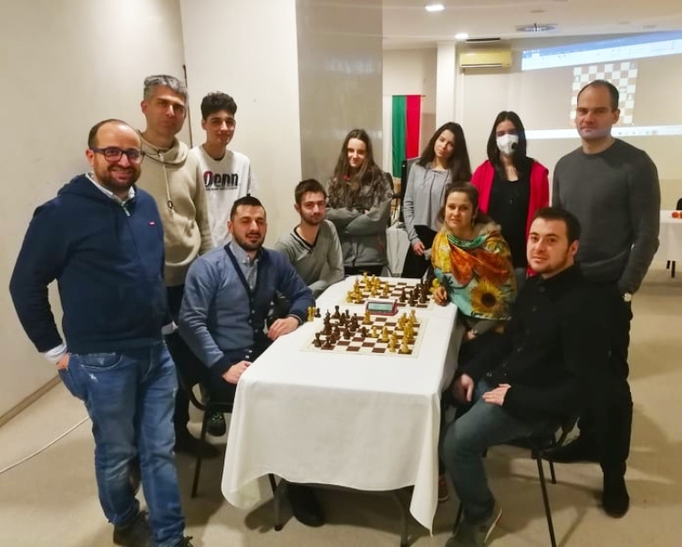 Цвета Галунова бе една от шестте избранички, участвали в лагер на националния отбор по шахмат 