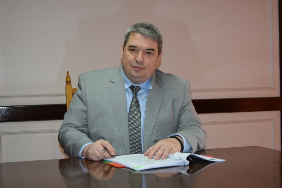 Инж. Добромир Добрев подписа договора за финансиране на ремонта на Летния театър