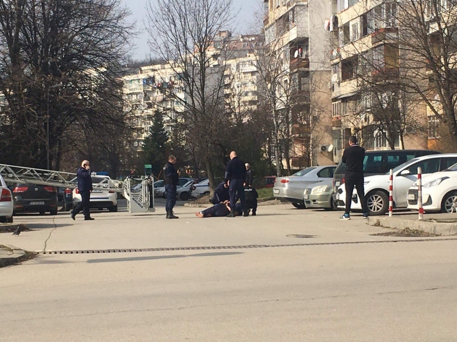 Мъж вдигна на крак полицията във Велико Търново