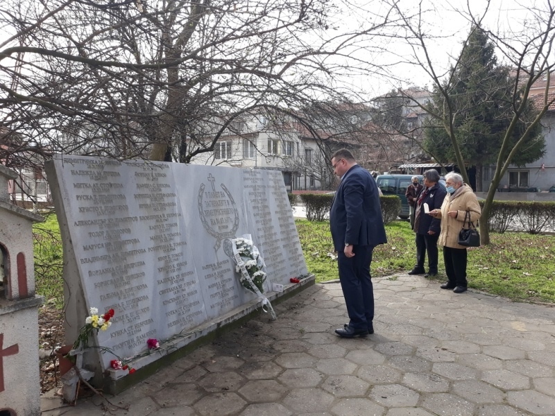 В Свищов почетоха паметта на жертвите на опустошителното земетресение от 4 март 1977 г. 