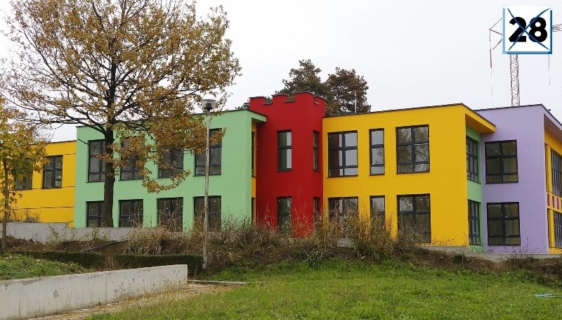 ГЕРБ-СДС: Продължаваме с инвестициите в нови детски градини и училища