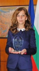 Росица Димитрова е удостоена с Награда за цялостен принос в развитието на социалните услуги