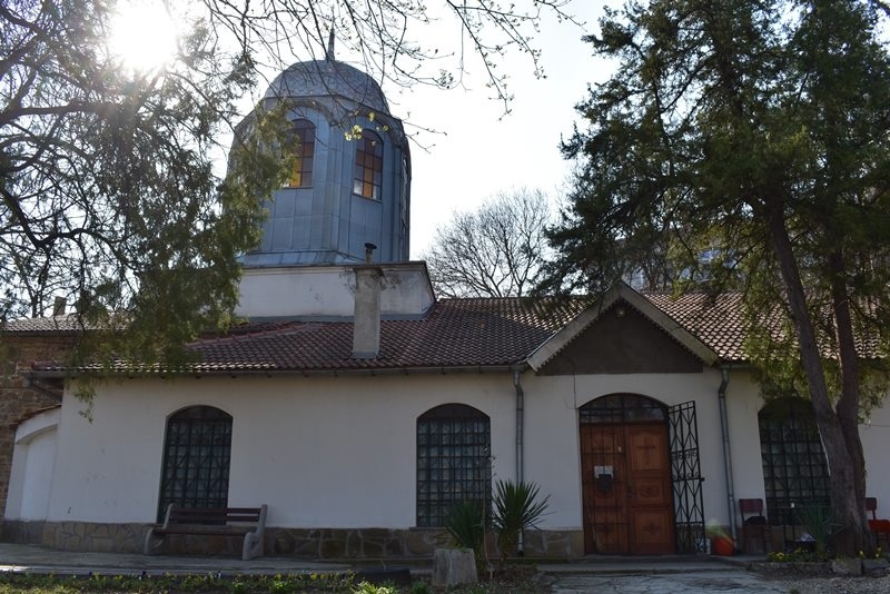 Инициативен комитет връща блясъка на най-старата църква в Горна Оряховица