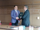 Председателят на НСОРБ Даниел Панов и ректорът на УНСС подписаха меморандум за партньорство