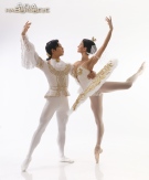  „Сцена на вековете“ започва с впечатляваща постановка на балета „Спящата красавица“