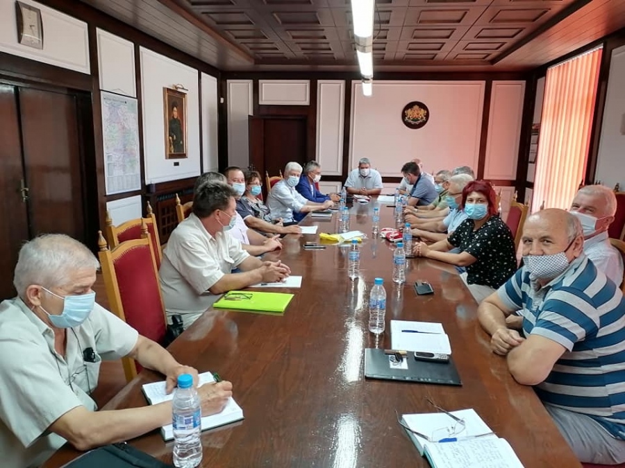 Общинският кризисен щаб в Горна Оряховица заседава във връзка с нарастващия брой заболели от ковид и ускоряване на ваксинационния процес
