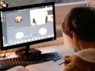 МОН: Всички ученици ще имат интернет при онлайн обучение