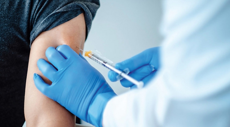 42 се ваксинираха в имунизационния пункт в „Метро”, през седмицата пункт ще има на Самоводската чаршия