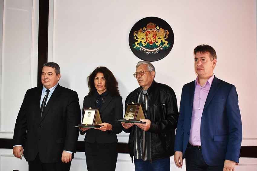 Ренета Бабулкова и Милко Тодоров са Будителите на Община Горна Оряховица за 2021 г.
