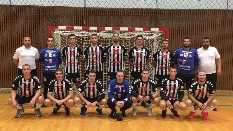 Хандбалният „Локомотив” загуби от „Пирин-64” в Гоце Делчев