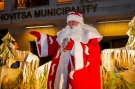 Дядо Коледа и децата на Горна Оряховица запалиха празничните светлини на елхата