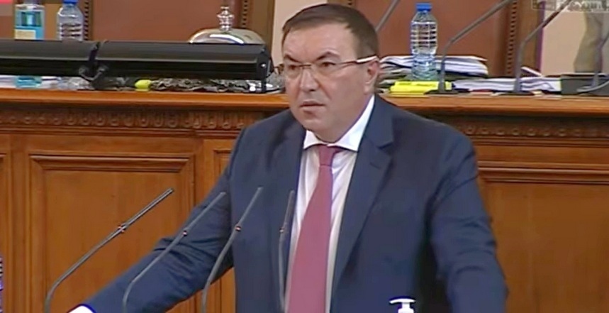 Проф. Костадин Ангелов: ГЕРБ-СДС поиска зелен сертификат в Парламента, „Промяната“ отхвърли равенството между граждани и депутати