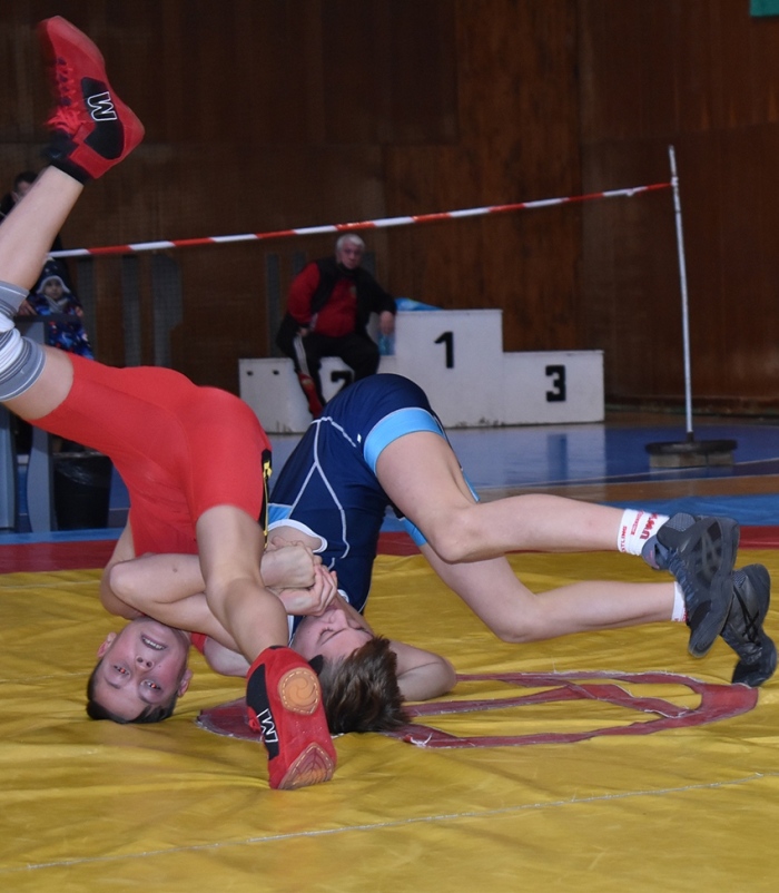136 млади борци спорят за купата „Никола Петров” в Горна Оряховица