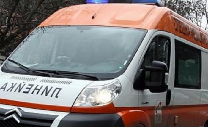 Седем момчета в една кола катастрофираха до Майско, петима са пострадали