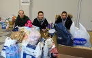 180 семейства се включиха в дарителска кампания на ОУ „Бачо Киро“ в подкрепа на евакуирани от Украйна