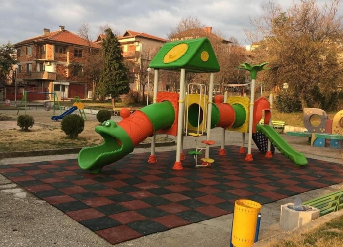 Нова детска площадка правят във Велико Търново 
