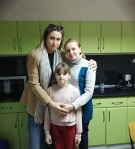 Майка и 10-годишната й дъщеря се добраха сами от Одеса до Горна Оряховица