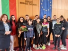 Ученици от Професионалната гимназия по моден дизайн във Велико Търново посетиха Областната администрация